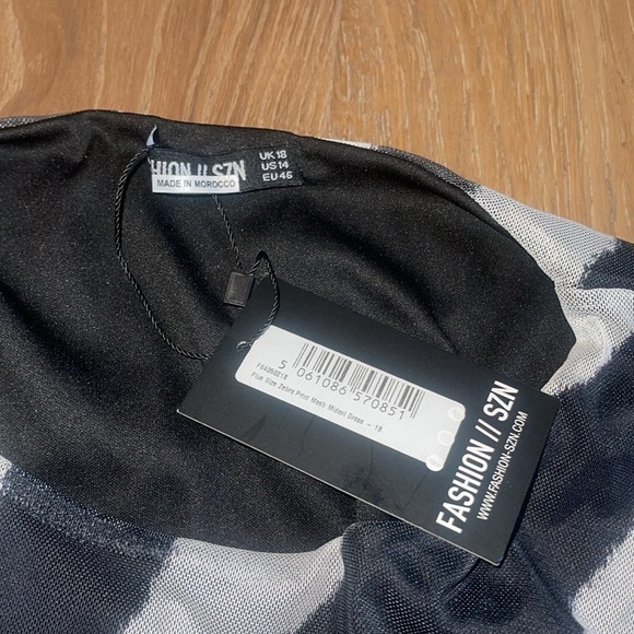 NWT new. fashion szn plus size zebra mesh maxi dress size 14 - Picture 3 of 7